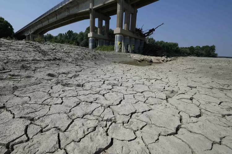 Dry river bed in Italy