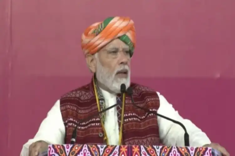 Prime Minister Narender Modi speaking in a function in Bhuj