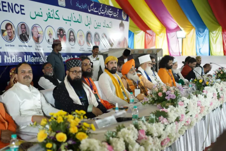 Leaders of different religions at the Peace Conference