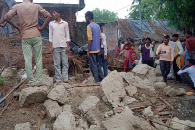 4 children were killed when the wall of their house collapsed due to heavy rainfall