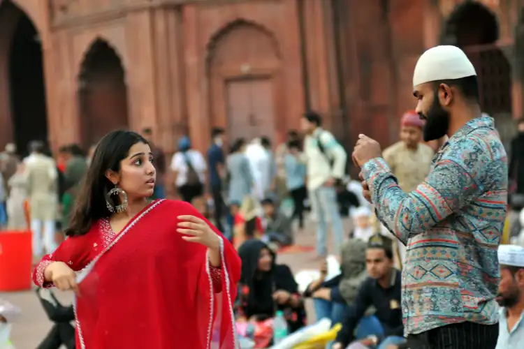 Muslims at Jama Masjid, Delhi, during Ramazan (Ravi Batra)