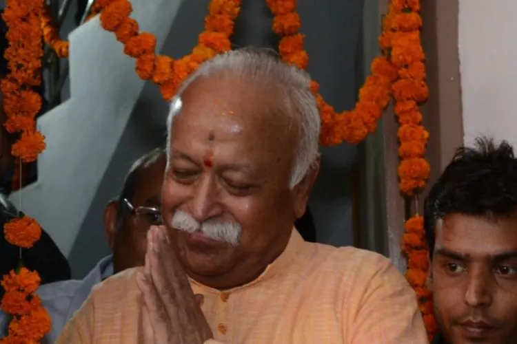 RSS Sarsanchalak Mohan Bhagwat and five Muslim intellectuals 