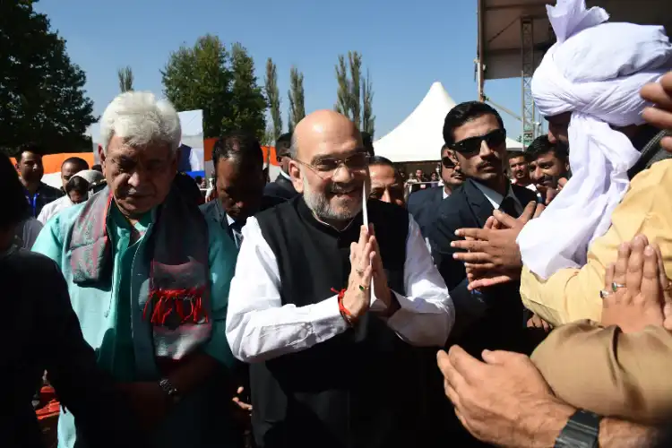 Home Minister Amit Shah meeting locals after his address to a rally in Baramulla (Pictures: Basit Zargar)