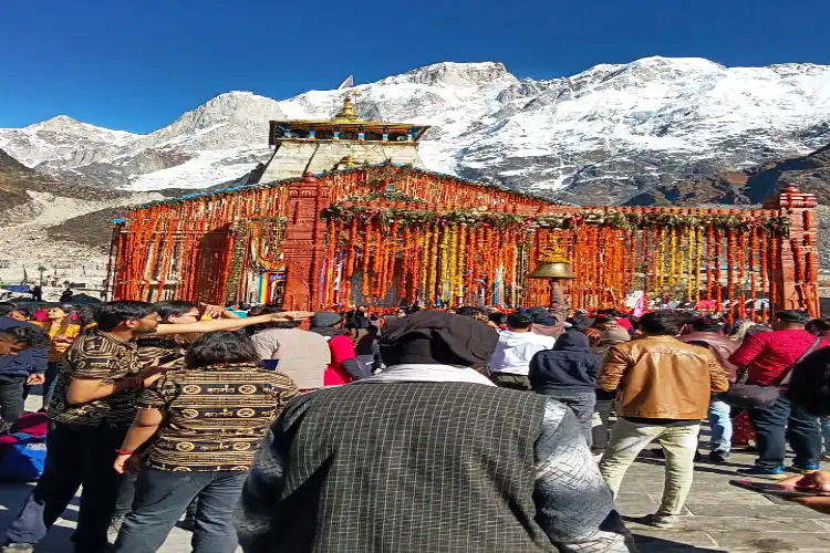 Doors of Badrinath temple closed on Solar eclipse