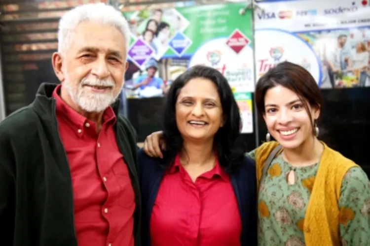 Actor Naseeruddin Shah with actors Geetanjali Kulkarni and Rumana Molla