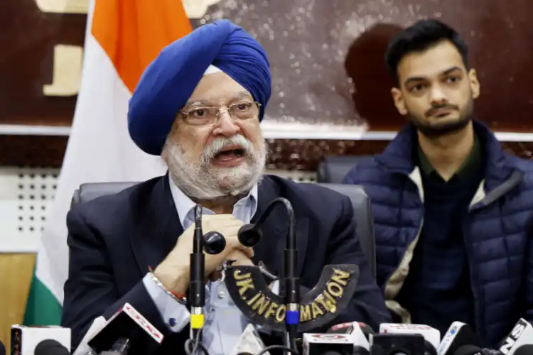 Oil and Petroleum Minister Hardeep Singh Puri addressing media