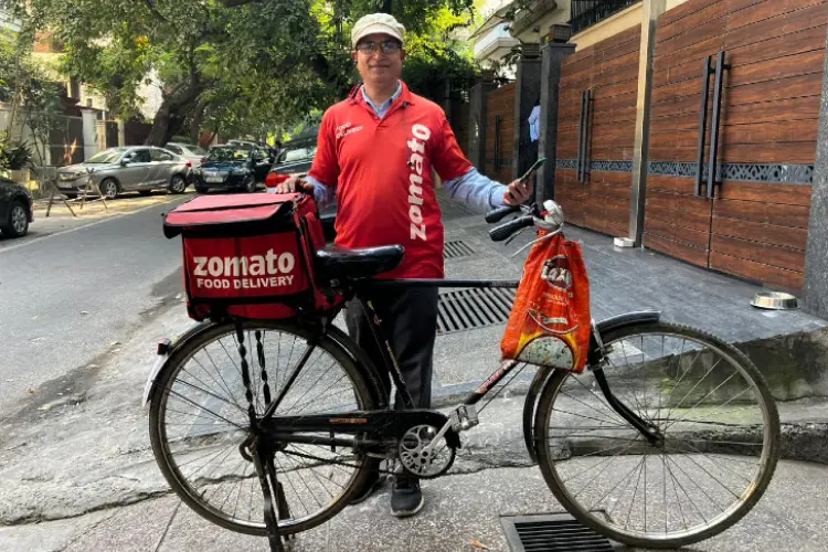Suman Tiwari is a Zomato Delivery Partner who rides 100 km a day while delivering orders