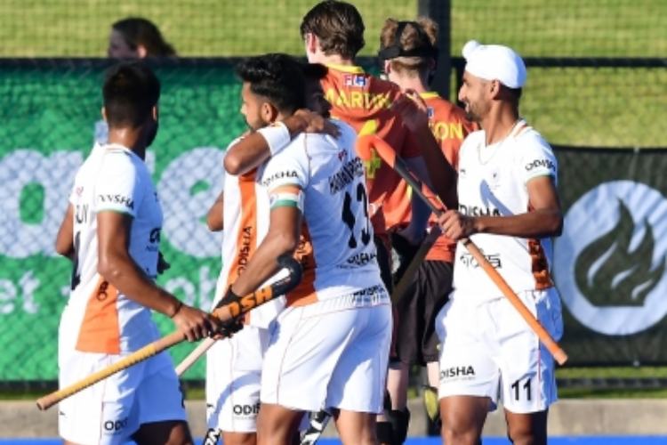 India beat Australia 4-3 to stay alive in the five-match series