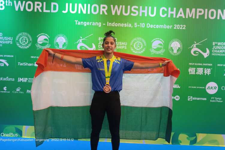 Ayeera Chisti, the first Kashmiri girl to win a medal at the World Wushu Championship