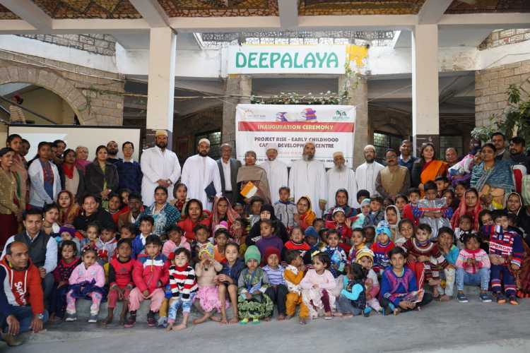 The Bohra community has partnered with Deepalaya to work for the upliftment of slum children in Delhi