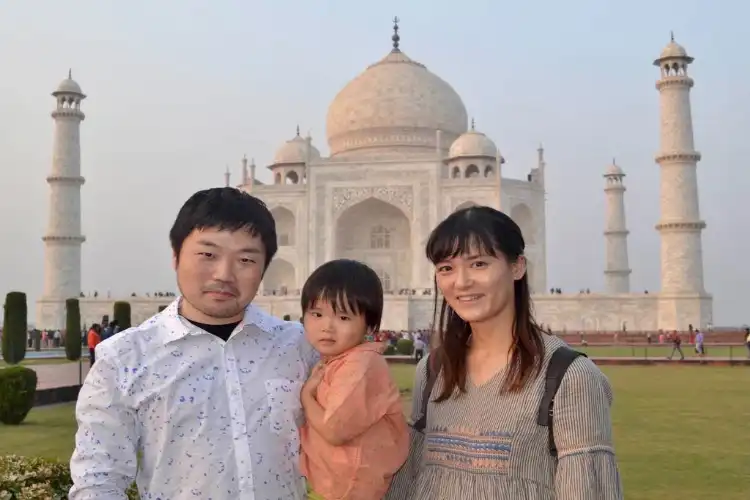 Yuko Takaji and Shoichiro Takaji with their son Hayato (Courtesy: Takajis)