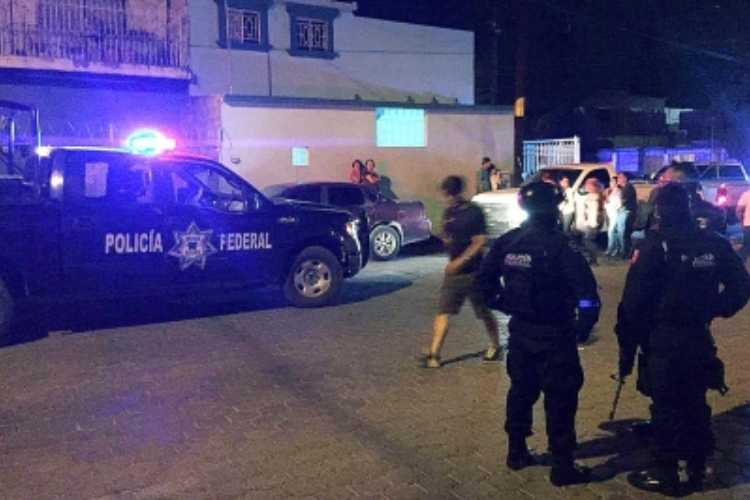 29 people were killed in exchange of fire between security forces and drug lord Guzman's supporters in Mexico