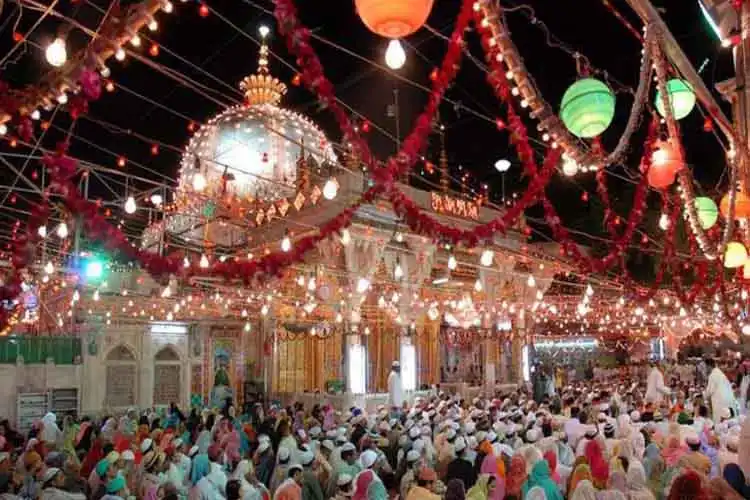 The scene at the dargah of Khwaja Moinuddin Chisty at Ajmer, Rajasthan (File)