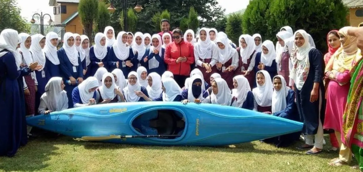 Bilquis Mir with the gen-next of rowers from Kashmir