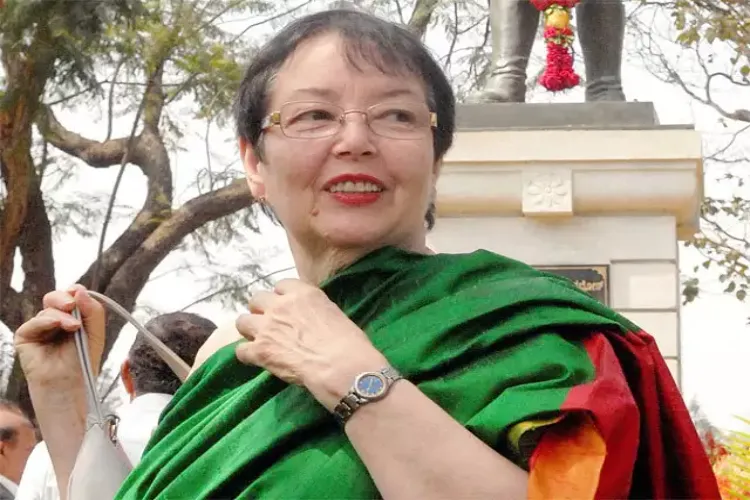 Prof Anita Bose Pfaff