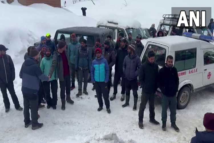 An avalanche struck Gulmarg on Wednesday killing two foreign nationals