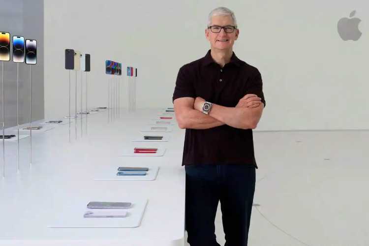 Apple CEO Tim Cook