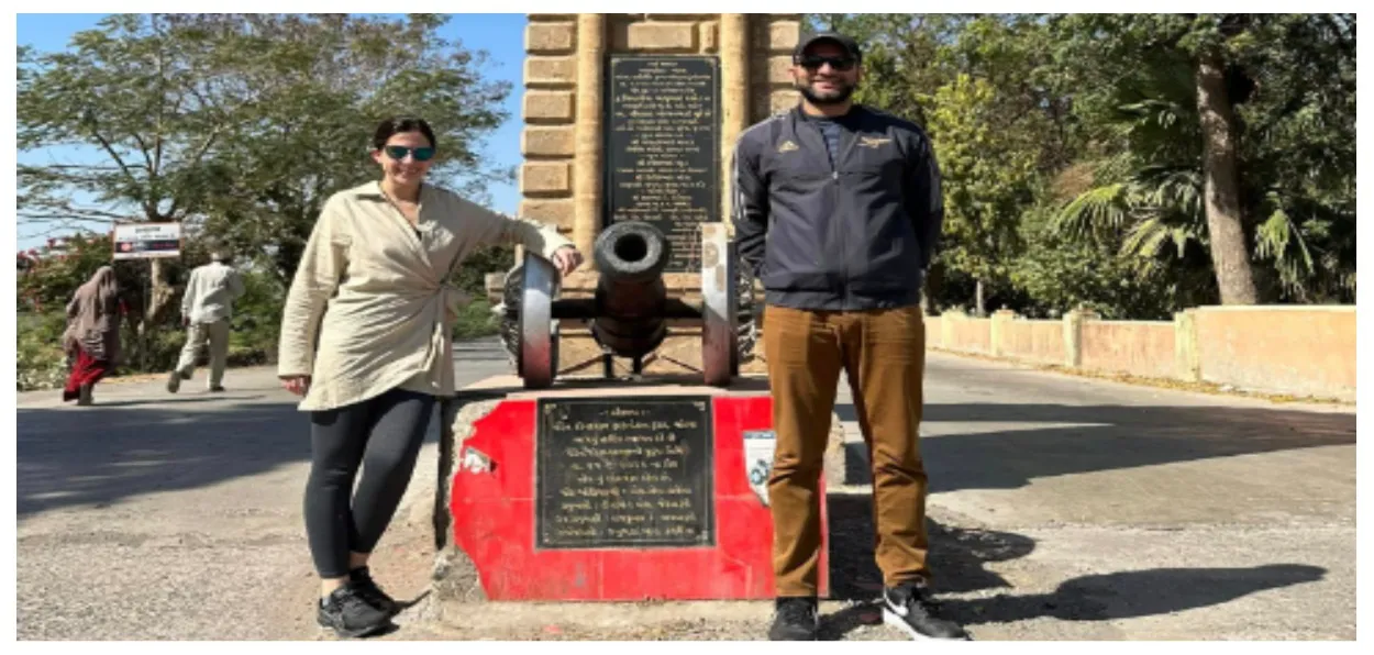 Uzair Younus with his wife in Gujarat (Pics Courtesy: Uzair Younus' Facebook)
