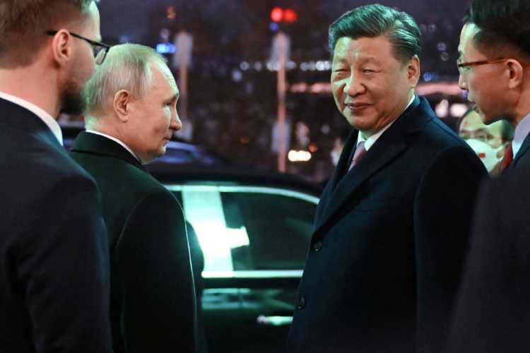 Vladmir Putin and Xi Jinping