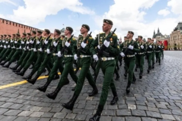 A glimpse of Russia's military manpower 