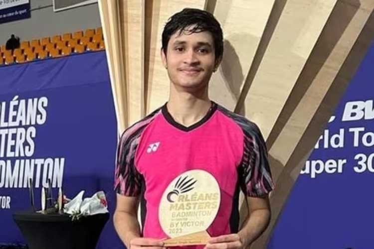 Priyanshu Rajawat with his Orleans Masters trophy 
