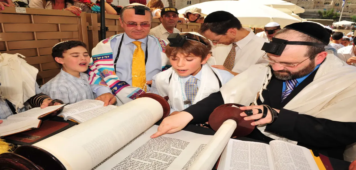 Jews studying Torah (Courtesy: Encyclopedia Britannica)