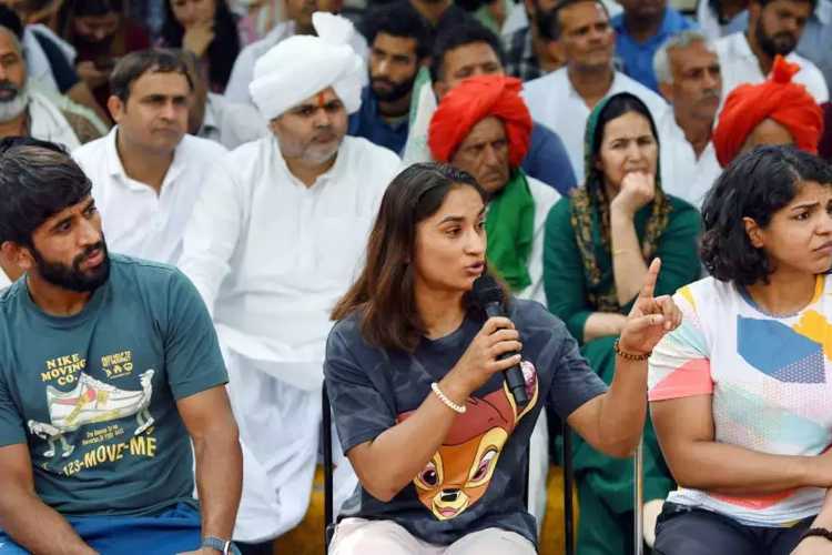 Amid protests by top wrestlers, IOA has set-up a two-member committee to run the WFI 