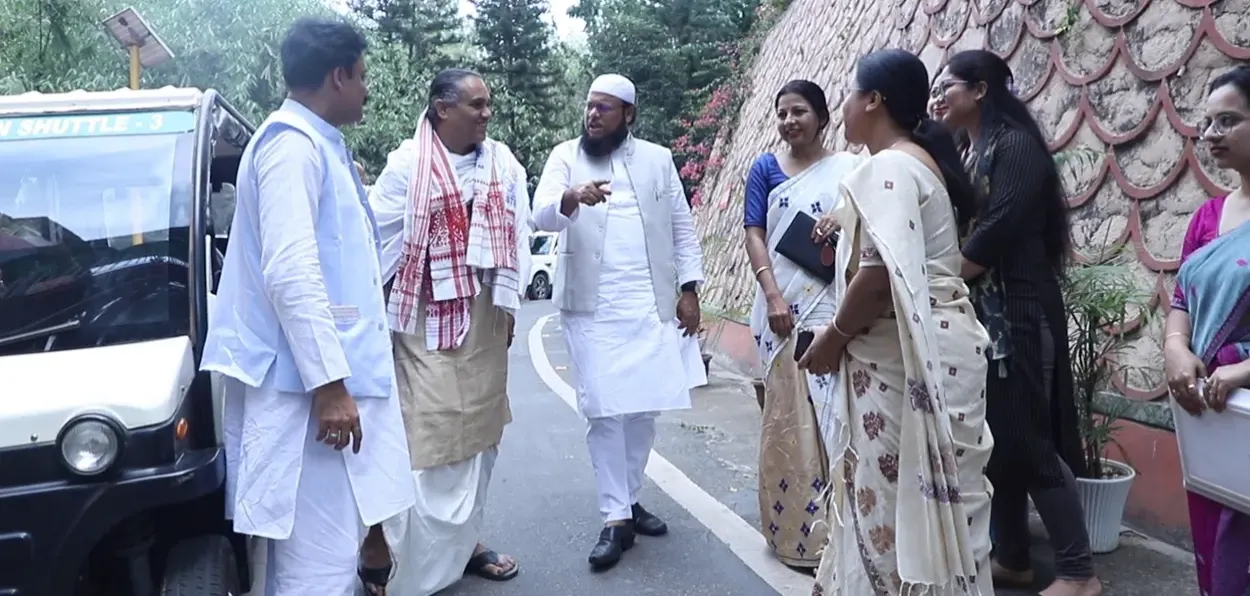 Sri Sri Janardan Devgoswami visiting USTM