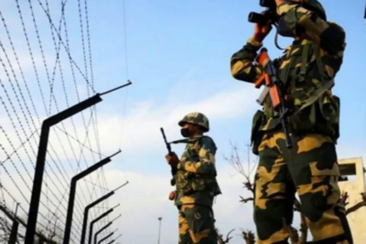 BSF men keeping vigil on the India-Bangladesh border