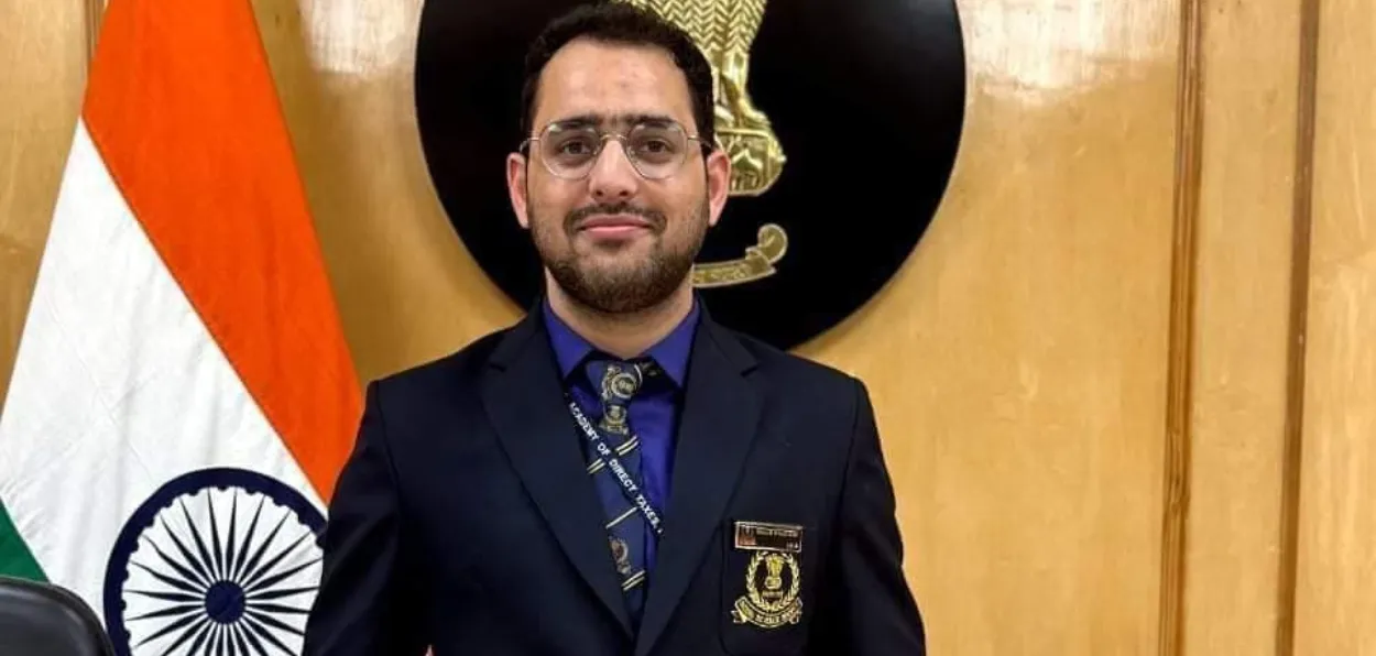 Waseem Ahmed Bhat from Kashmir who secured 7th rank in Civil Services (Twitter)