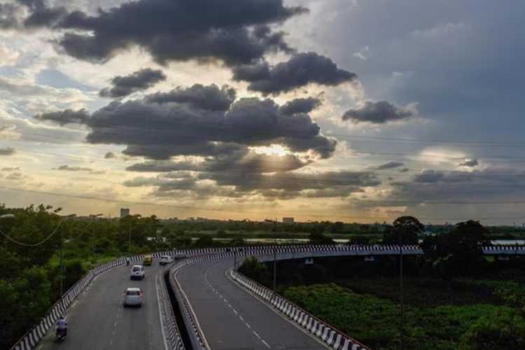 Delhi saw a respite from soaring temperatures on Wednesday