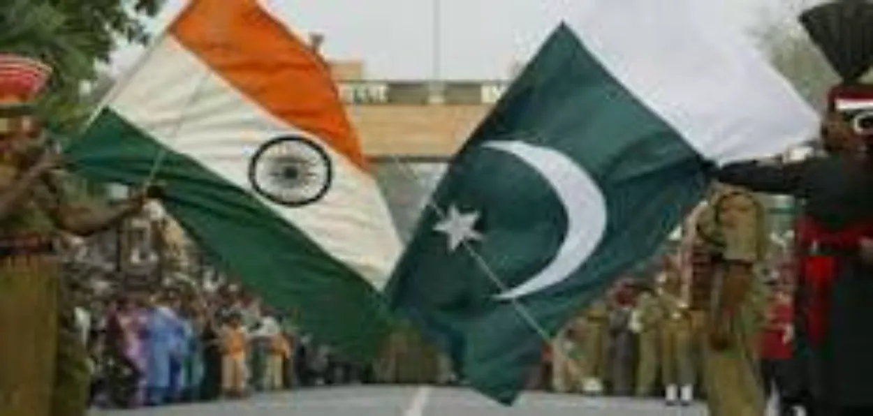 The flags of India and Pakistan