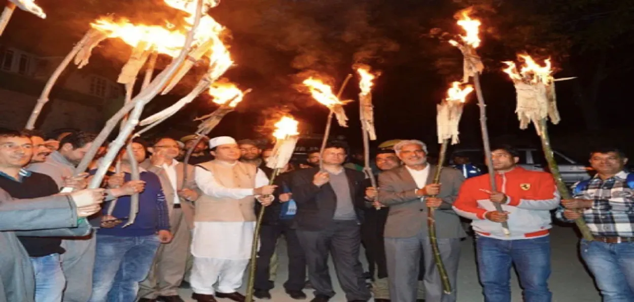 Devotees celebrating Zool festival at the shrin of Sufi saint Baba Zaina-ud-din Wali in South Kashmir’s  Anantnag district.