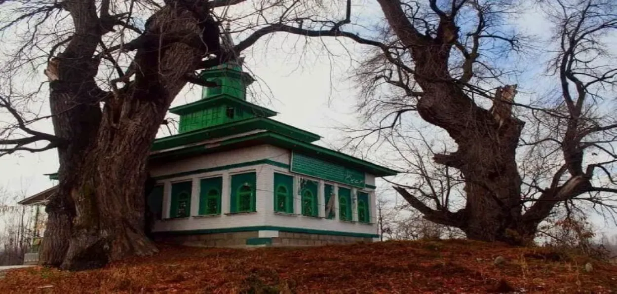 The shrine of Hazrat Syed Muhammad Jafar, at Rawalpora, Srinagar