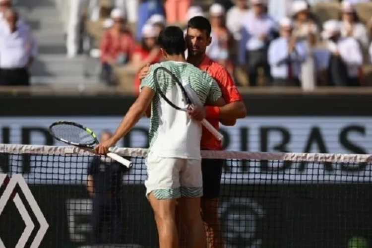 Novak Djokovic will play to win his 23rd major title on Sunday