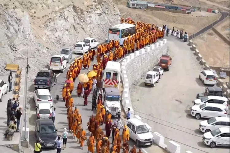 Buddhist monks take part in ‘Peace Walk’ in Ladakh