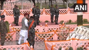 Rajnath Singh laying the wreath
