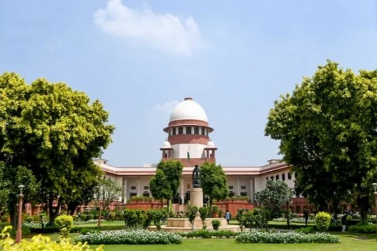 An organisation representing Kashmiri Pandits files application in SC for abrogation of Article 370