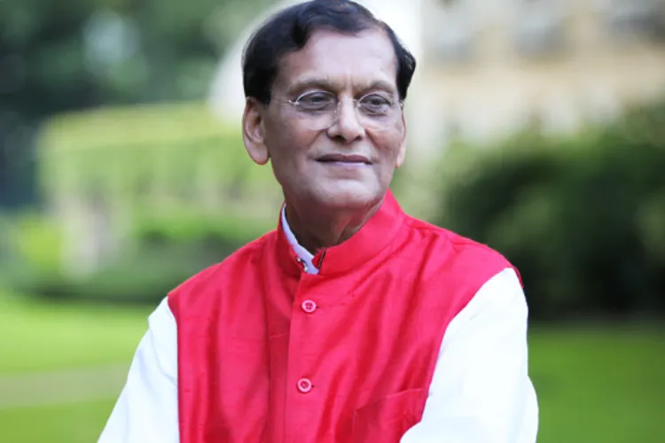 Dr Bindershwar Pathak