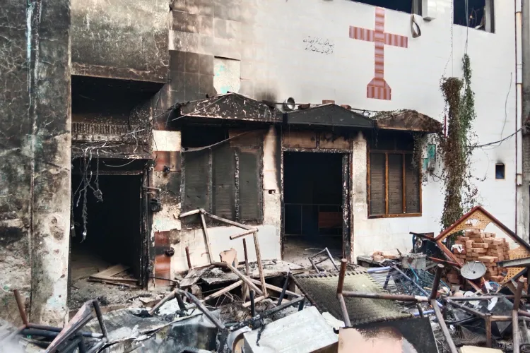 A burnt Church in Jaranwala town of Punjab (Twitter)