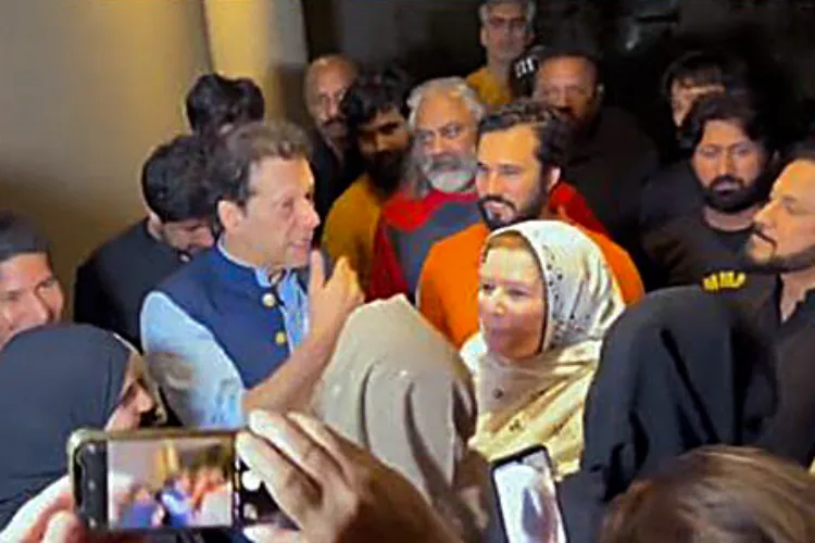 Imran Khan with his supporters (File)