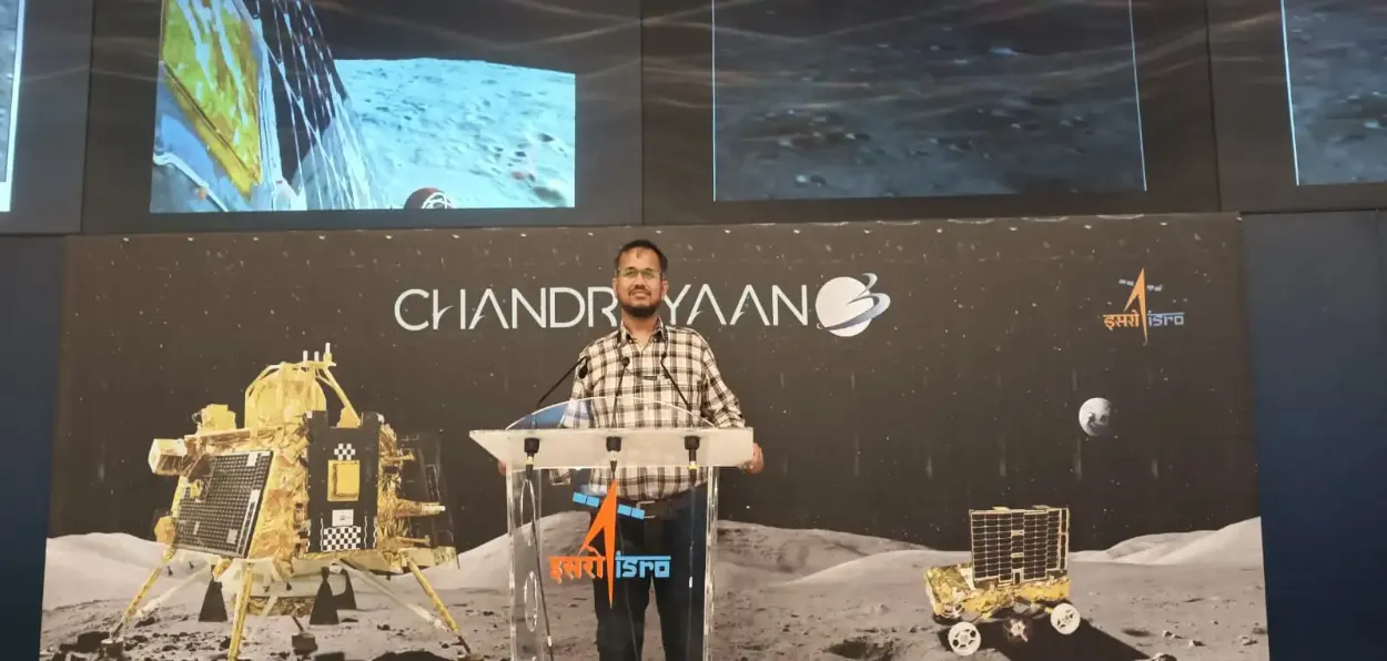 ISRO scientist Muhammad Adnan making a presentation