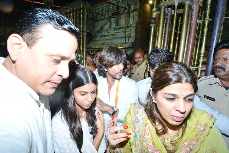 Shahrukh Khan, Gauri Khan and Suhana Khan visiting Tirumala temple in Tirupati