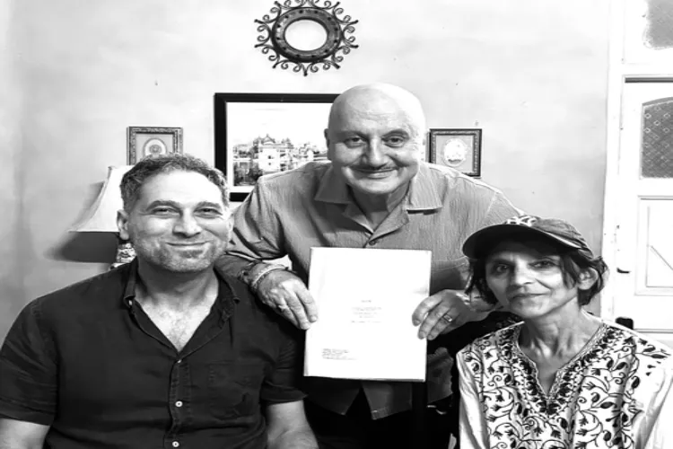 Veteran actor Anupam Kher with producer Joe Balass and director Elisha Marjara
