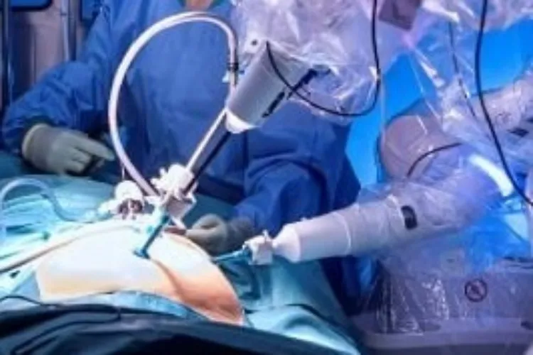 Researchers developed techniques of robotic bladder transplantation in humans