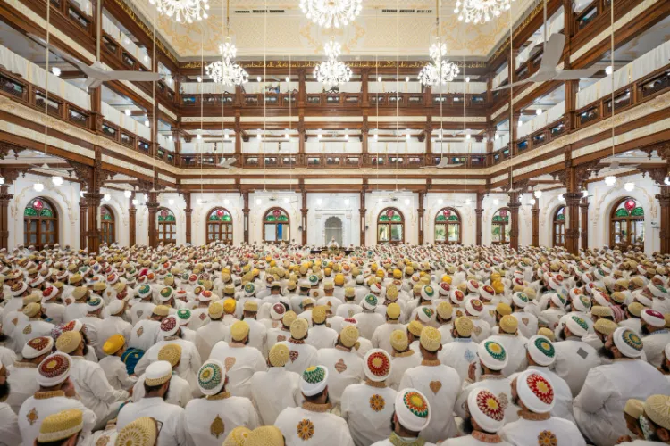 Iconic Saifee Masjid was inaugurated in Bhendi Bazaar