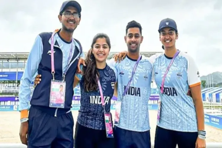 The Indian team of Anush Agarwalla, Hriday Vipul, Divyakriti and Sudipti Hajela