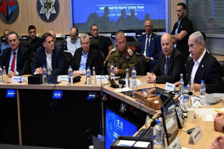 Israeli Prime Minister Benjamin Nethanyahu holds meeting with his cabinet