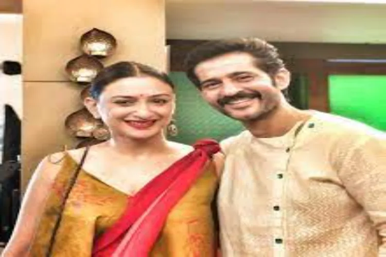 Actor Hiten Tejwani with wife Gauri Pradhan
