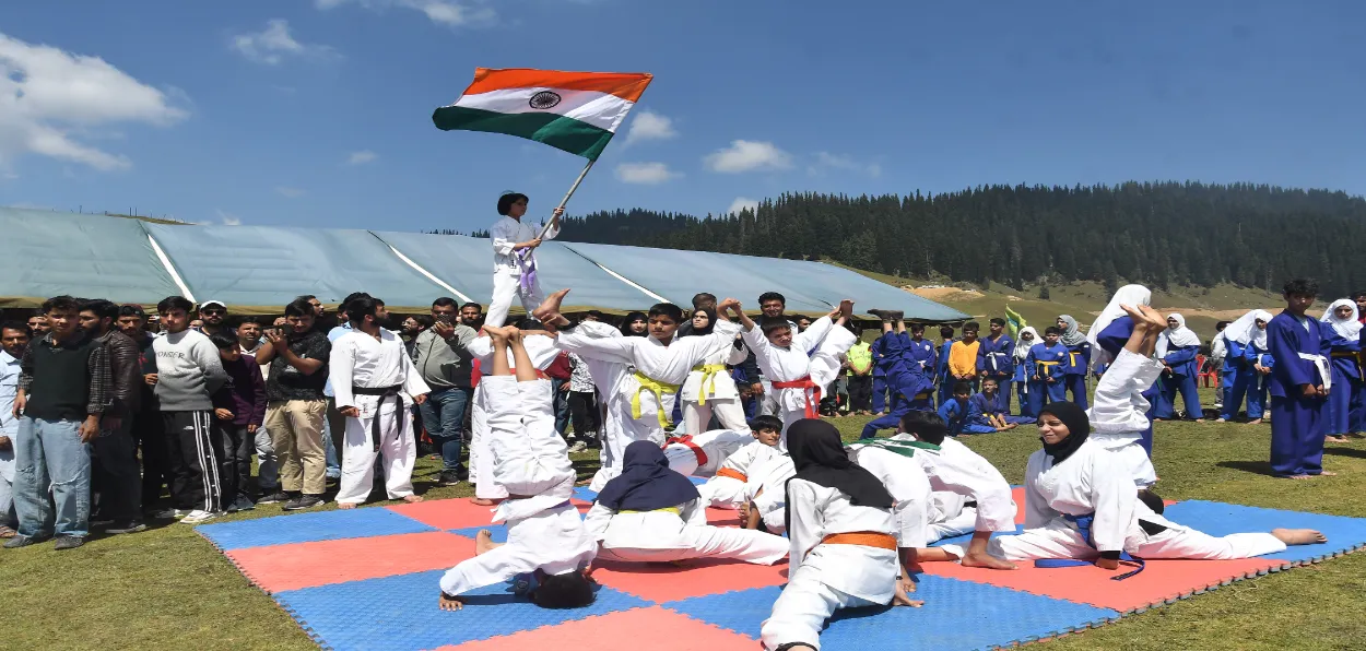 Kashmiri Muslim children playing sports during a festival in Bangus valley of North Kashmir (Basit Zargar)
